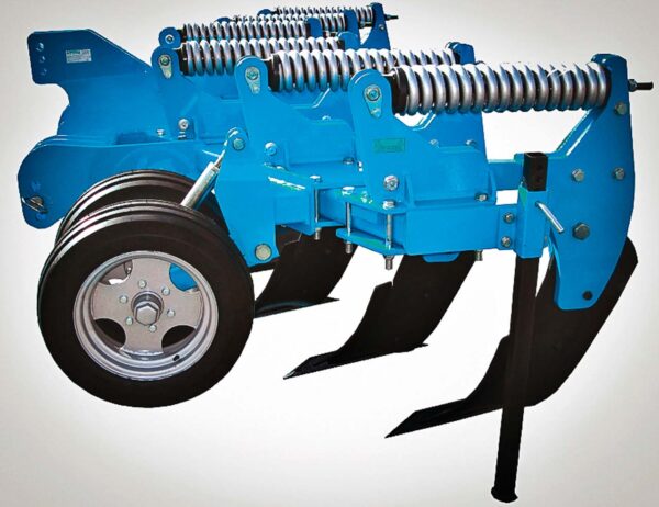 Subsoiler with possibility of tines spacing modification, Michel type tines