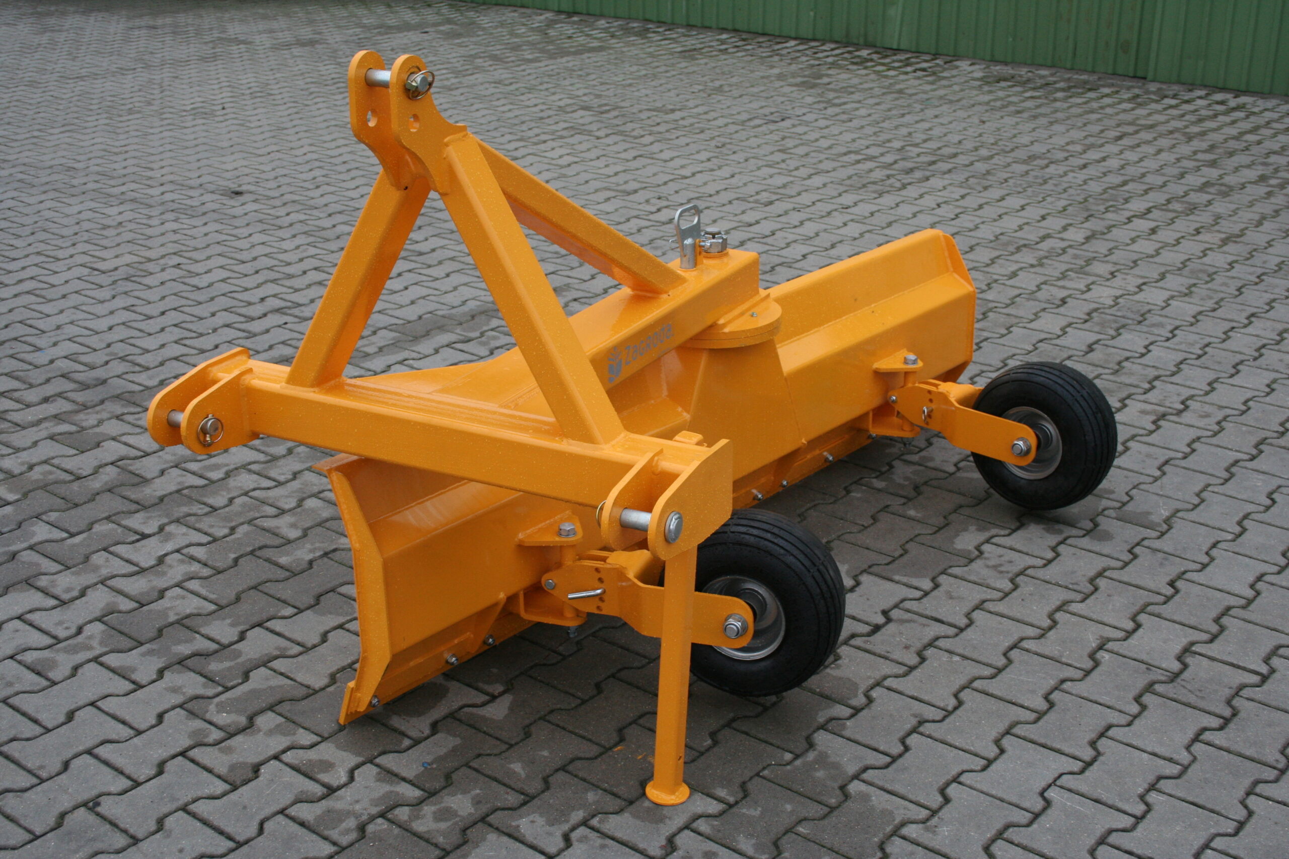 Zgarniacz mechaniczny, lekki - obrazek 4